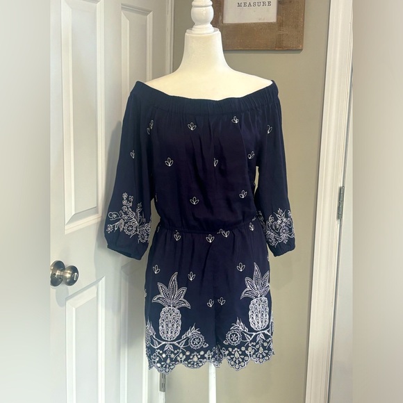 FARM Rio for Anthropologie - Jackie Embroidered Romper - Picture 5 of 16